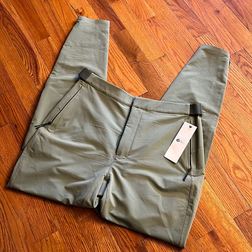 Lululemon esker slim pants green size 6